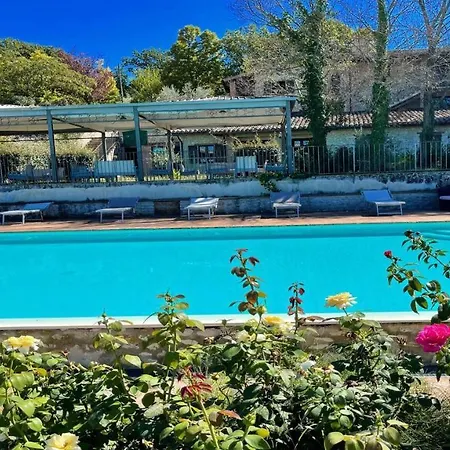 Very Pretty Spoleto-poolside-sleeps-20pool, Jacuzzi, Gardens - Views *
